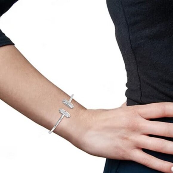 Diamond Bar Flex Bangle Bracelet (1/6 ct. t.w.)/ Sterling Silver ( Macy's) - Picture 2 of 5